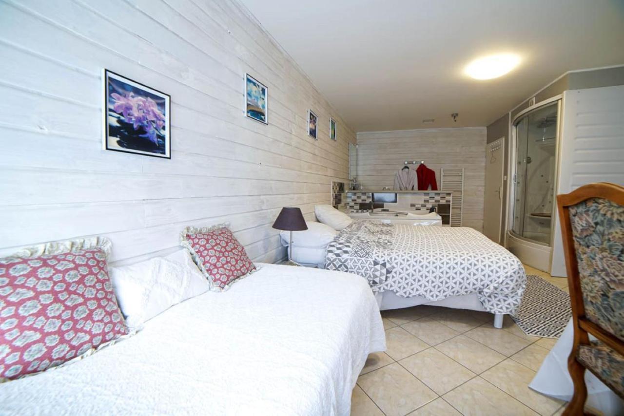 Chambres Individuelles Avec Cuisine Commune Tilloloy Exterior photo