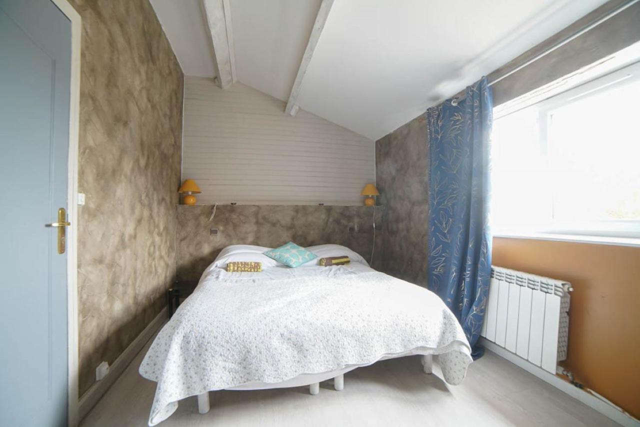 Chambres Individuelles Avec Cuisine Commune Tilloloy Exterior photo